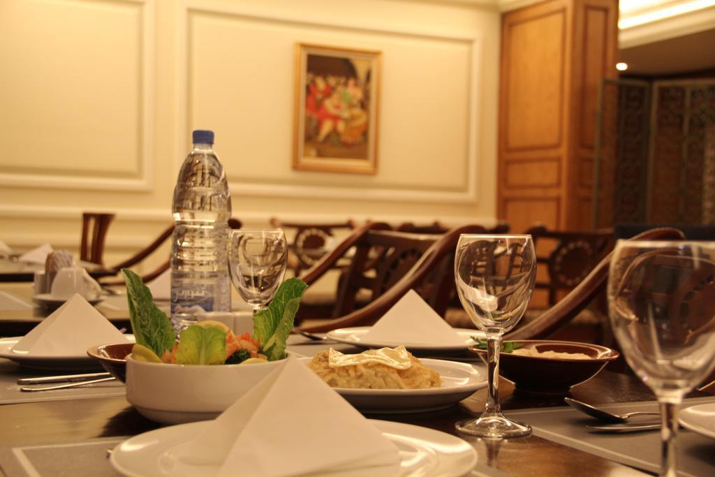 Napoleon Hotel Бейрут Екстериор снимка