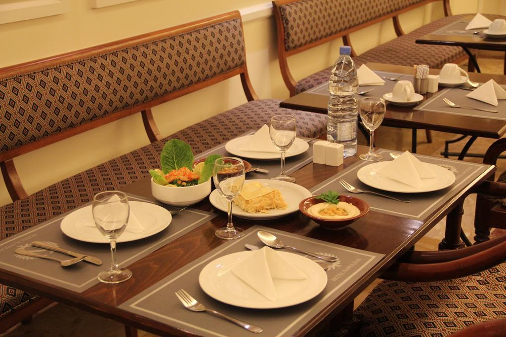 Napoleon Hotel Бейрут Екстериор снимка