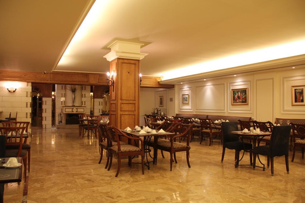 Napoleon Hotel Бейрут Екстериор снимка