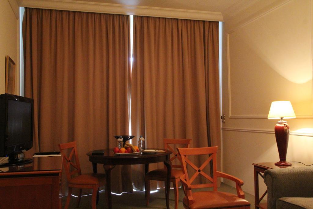 Napoleon Hotel Бейрут Екстериор снимка