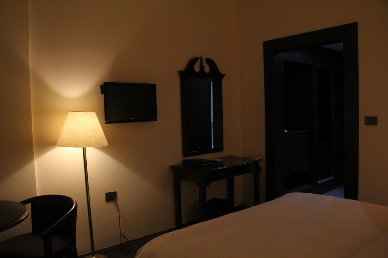 Napoleon Hotel Бейрут Екстериор снимка